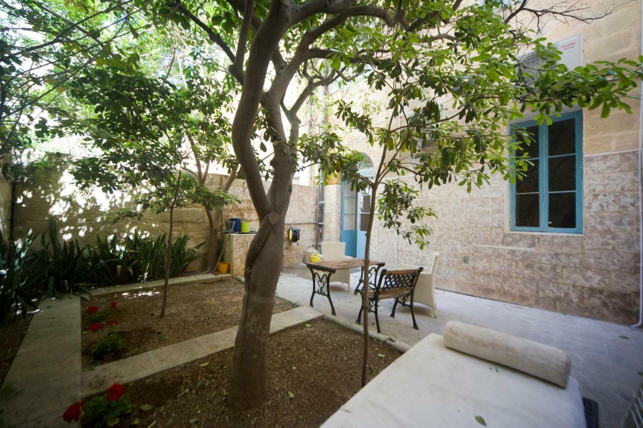 The Maltese Sun Hotel Sliema Exterior photo
