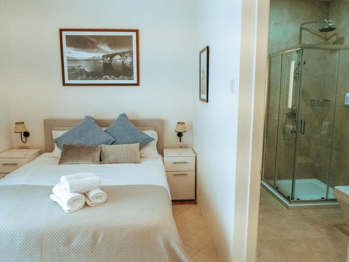 The Maltese Sun Hotel Sliema Exterior photo